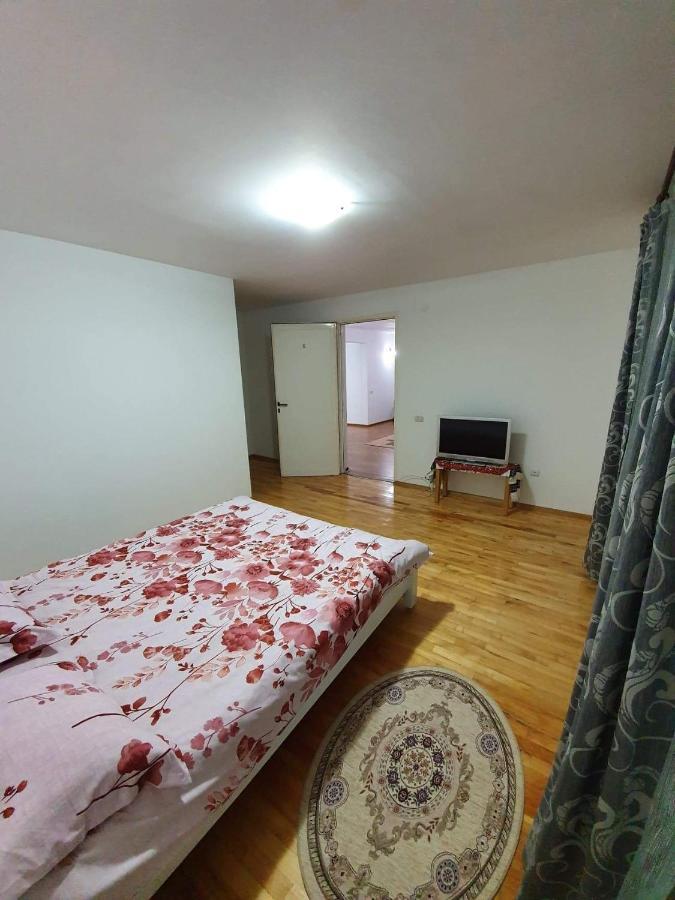 Vila Aslam Hotel Gura Humorului Kültér fotó
