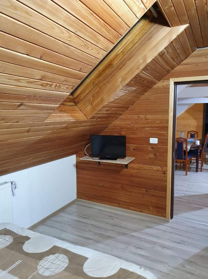 Vila Aslam Hotel Gura Humorului Kültér fotó